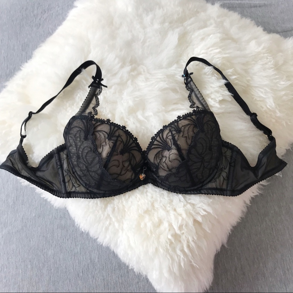 Black women push up bra